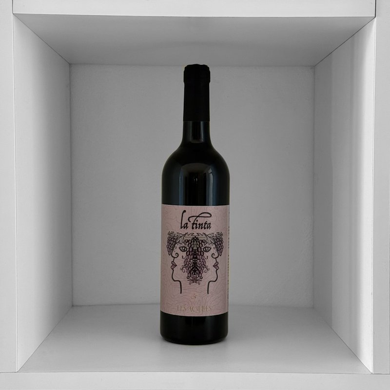 La Tinta, vi negre de Les Agulles Wine